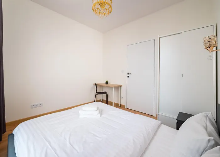Ursus Spacious By Bookinghost Apartament Warszawa