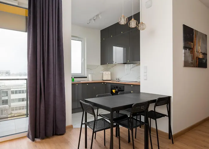 Ursus Spacious By Bookinghost * ורשה