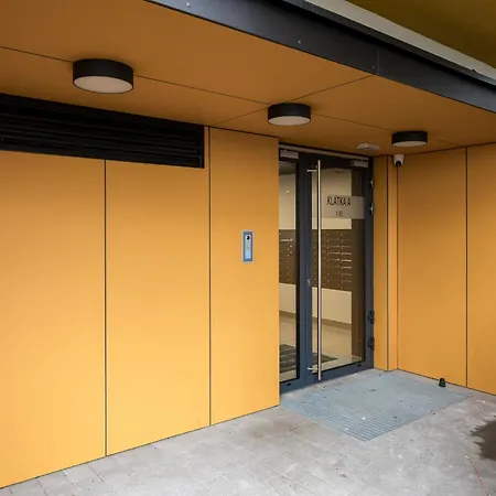 Apartman Ursus Spacious By Bookinghost