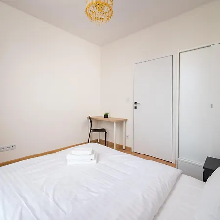 Ursus Spacious By Bookinghost Apartman Varsó